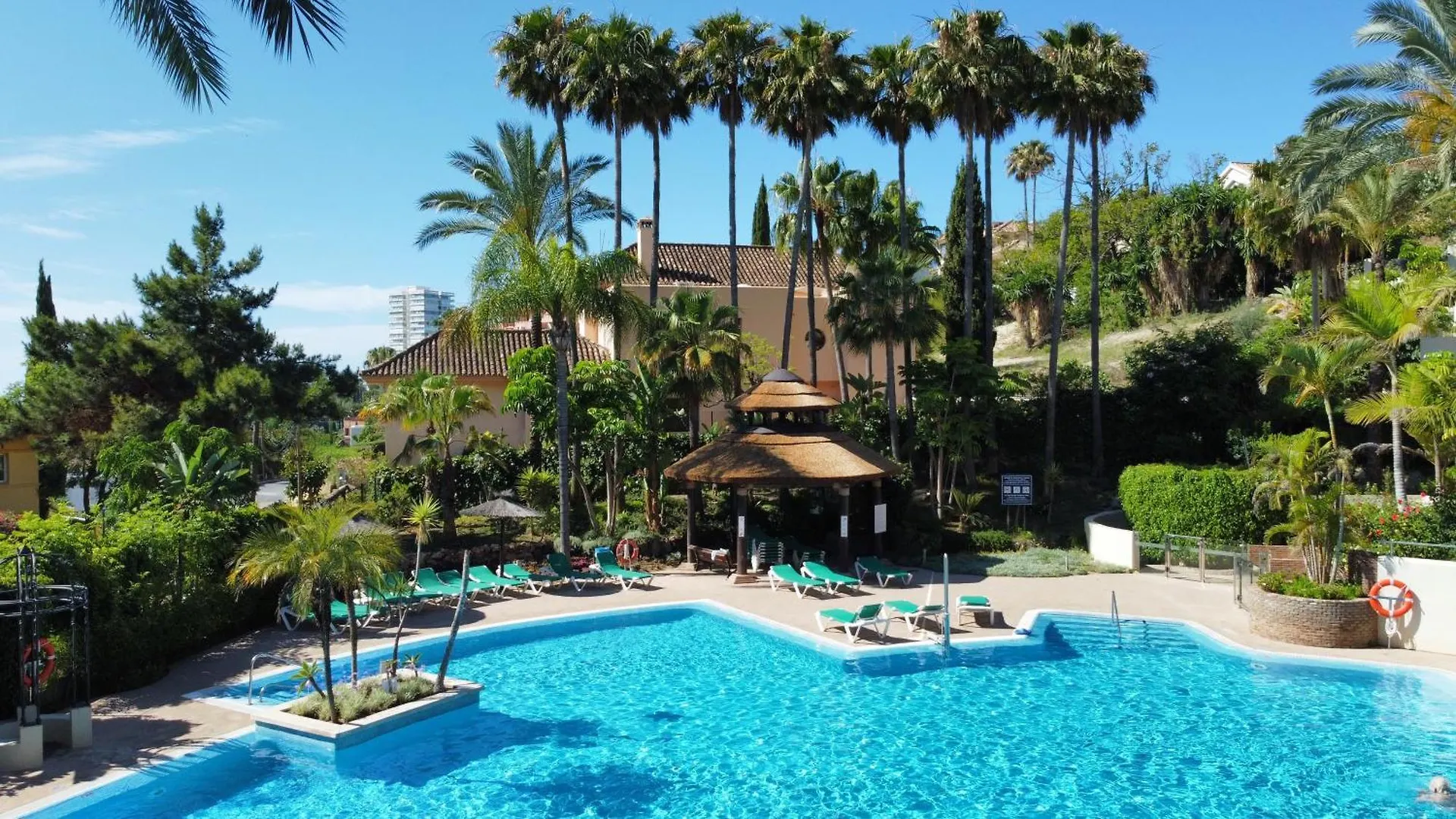 Apartment Golf Gardens Luxury Rio Real - Eaw Homes Marbella