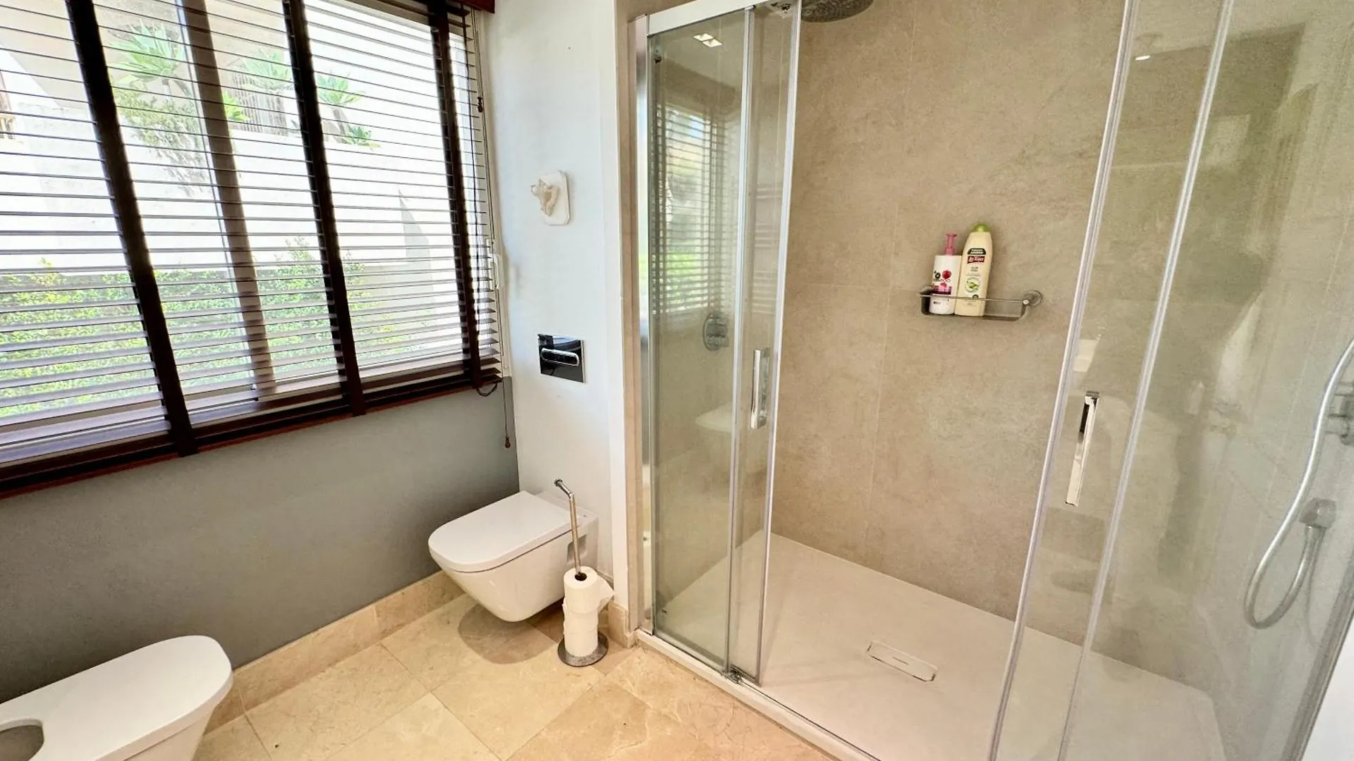 Apartment Golf Gardens Luxury Rio Real - Eaw Homes Marbella